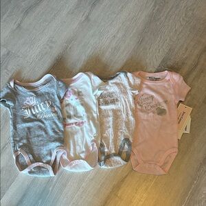Juicy Couture Baby Girls Gray, White and Pink One-Piece Bodysuit Set - 4 Pack
